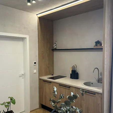 Wims - Romantic With Private Jacuzzi, Garden & Parking Zadar