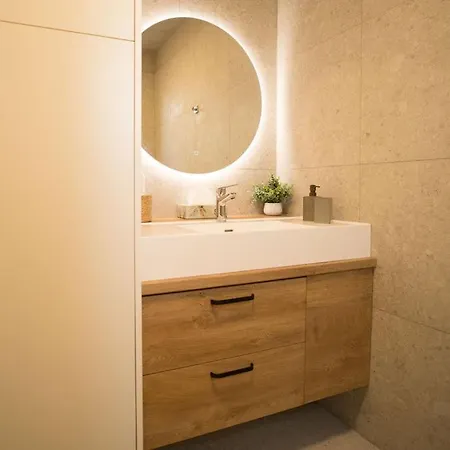Wims - Romantic With Private Jacuzzi, Garden & Parking * Zadar
